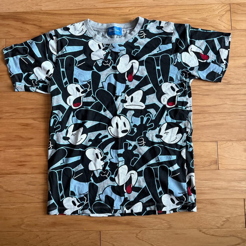 Disney JAPAN Oswald the Lucky Rabbit Black and White Character Tee